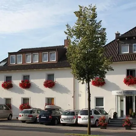 Bettina Garni 3* Günzburg