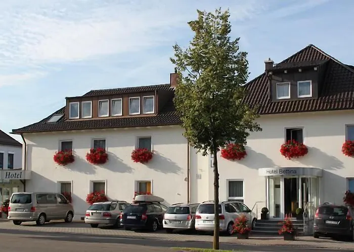 Bettina Garni 3* Günzburg
