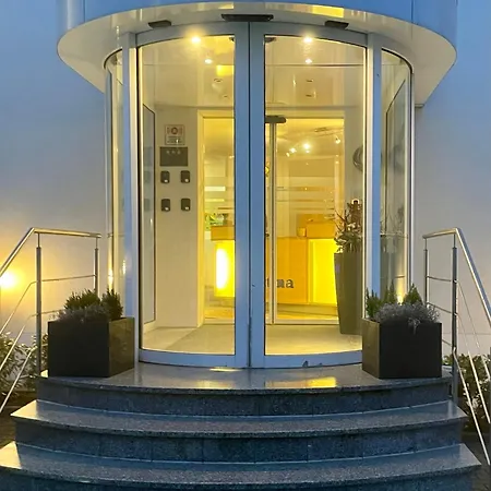 Bettina Garni 3* Günzburg