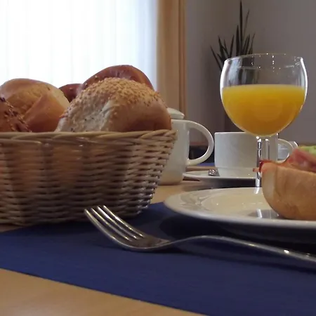 Szálloda Bettina Garni 3*