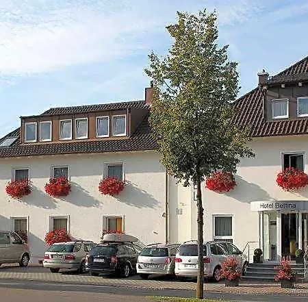 Bettina Garni Guenzburg