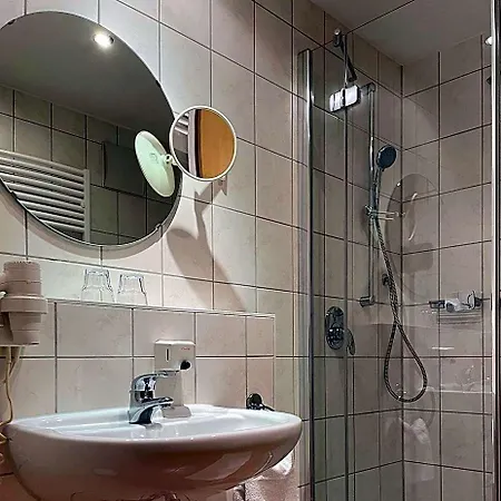 Hotel Bettina Garni