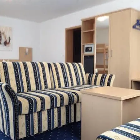 Hotel Bettina Garni